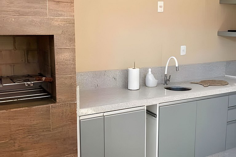 Agradável Casa em Cond de frente para a Praia Rasa