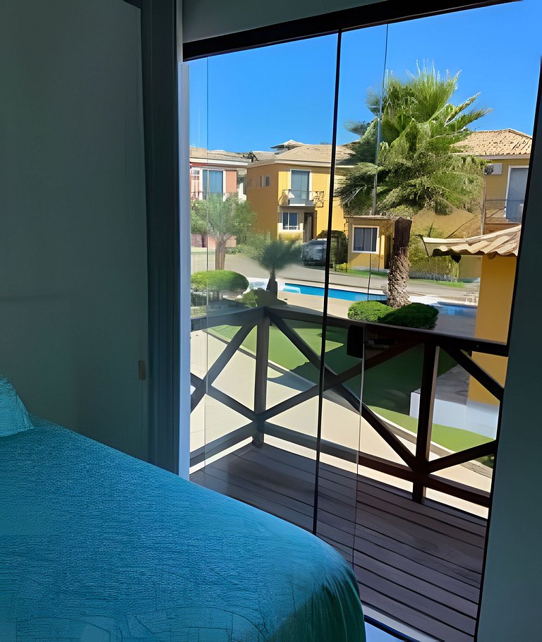 Charmosa casa em Condominio