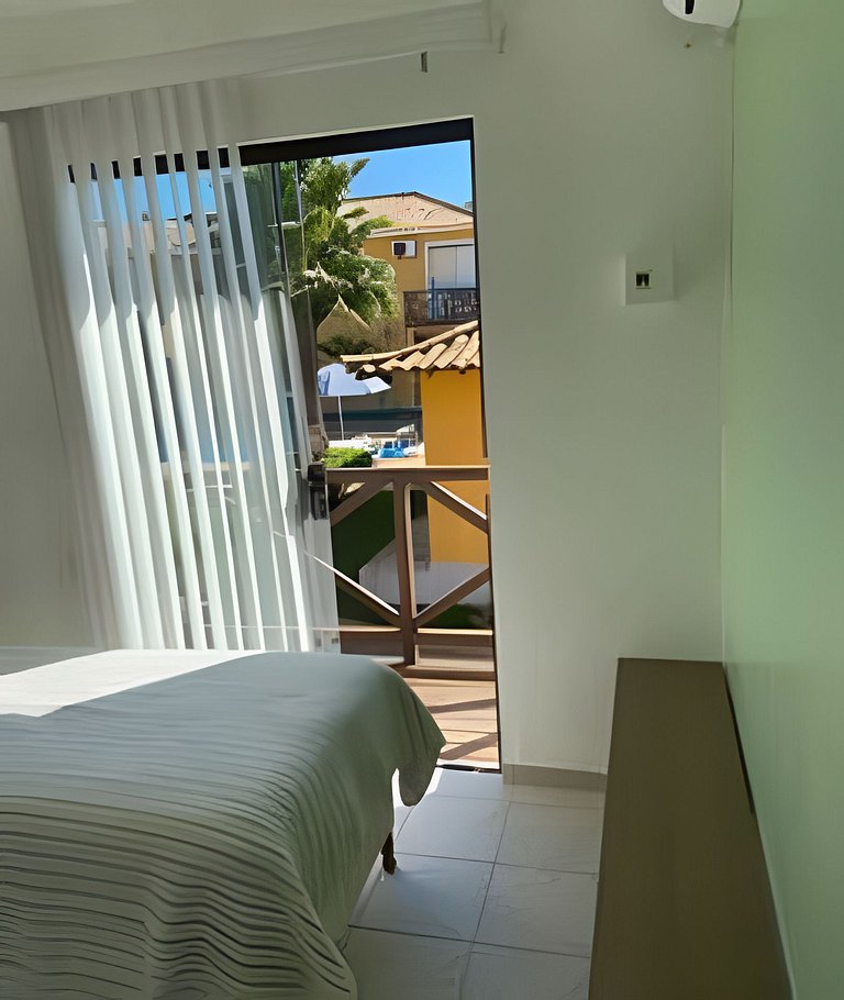 Charmosa casa em Condominio