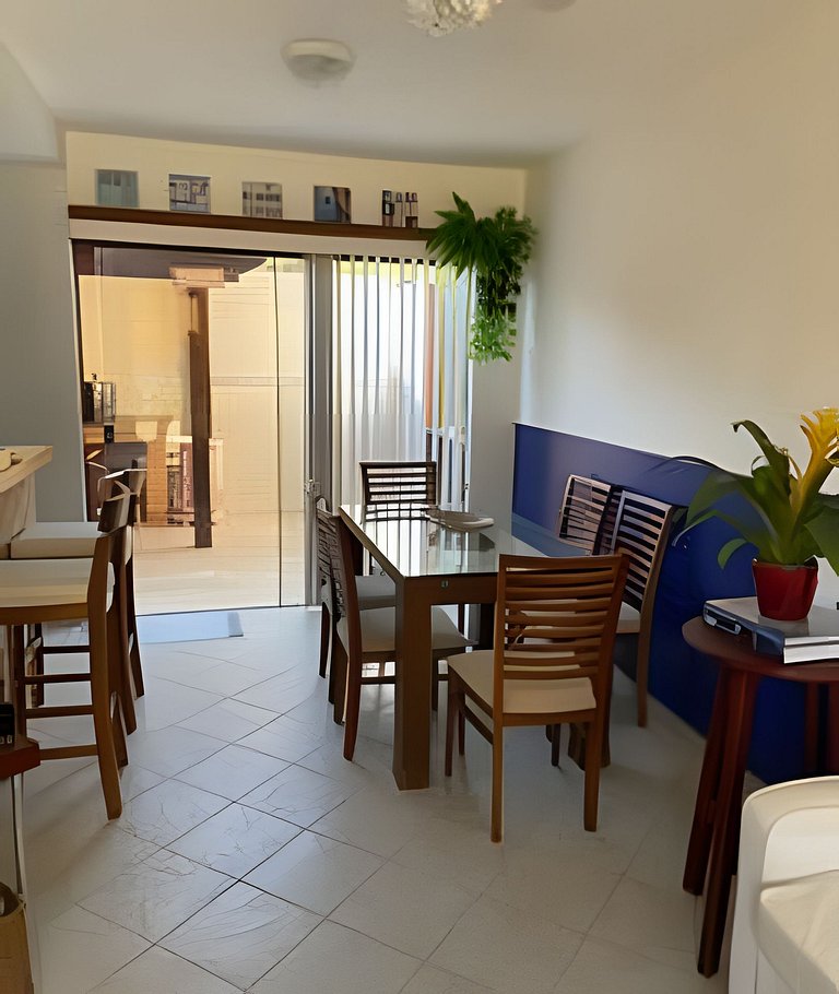 Charmosa casa em Condominio