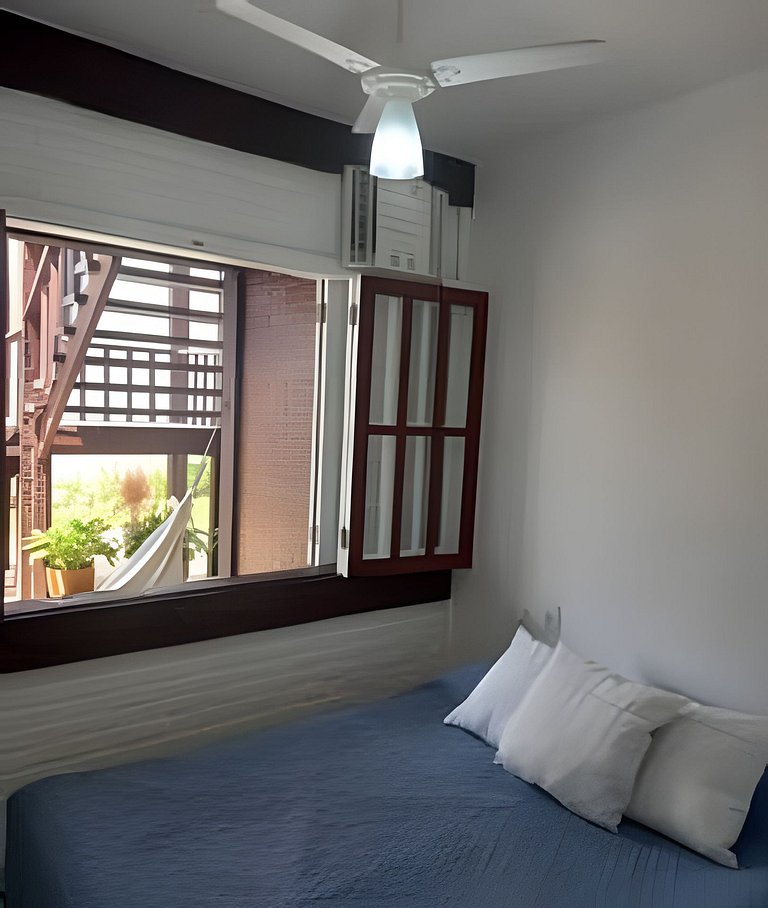 Casa ao lado da Praia de Geriba