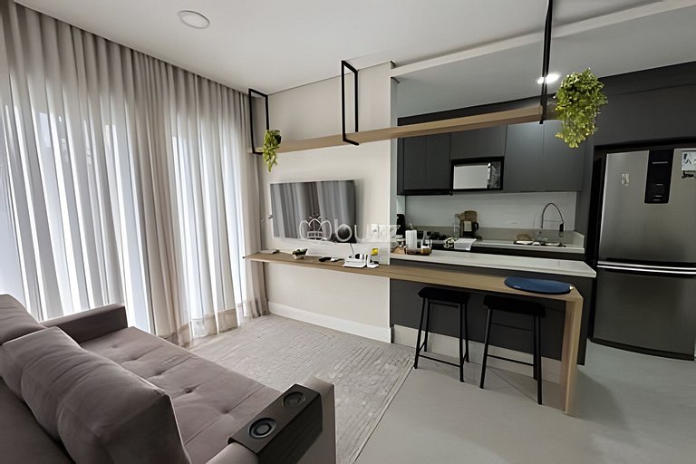 Garden com Churrasqueira em Condomínio com piscina