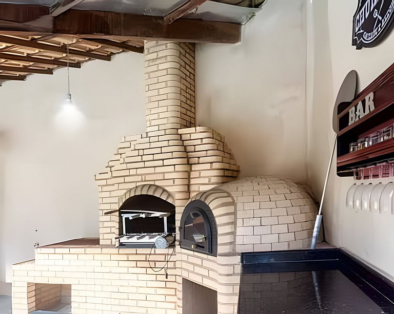 Magnífica Casa com Piscina