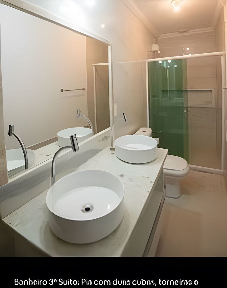 Magnífica Casa com Piscina