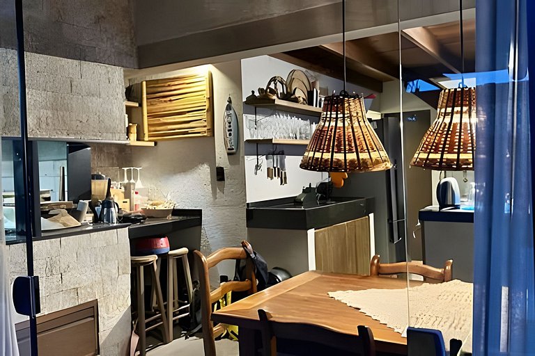 Uma Casa na Praia do Rosa com Jacuzzi