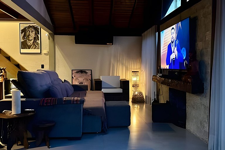 Uma Casa na Praia do Rosa com Jacuzzi