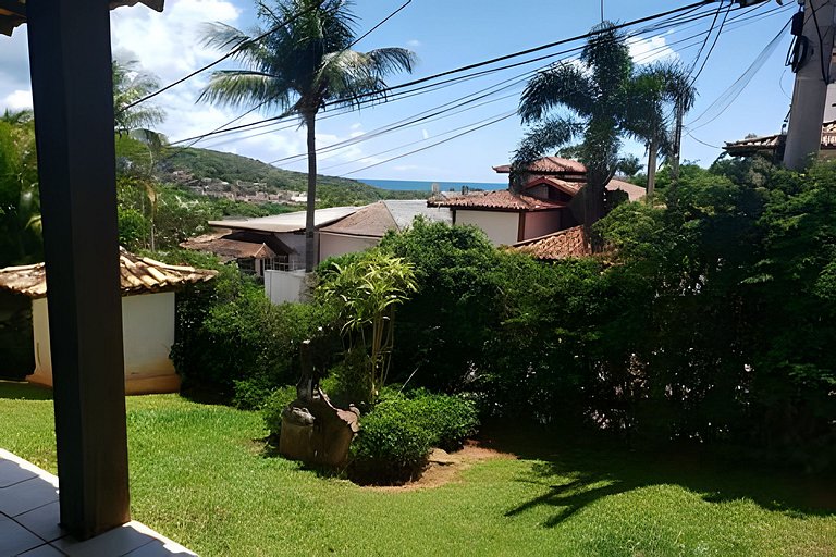 Fabulosa Casa em Cond. próximo a Rua das Pedras