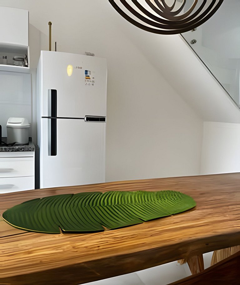 Casa de 2 suites com piscina e churrasqueira