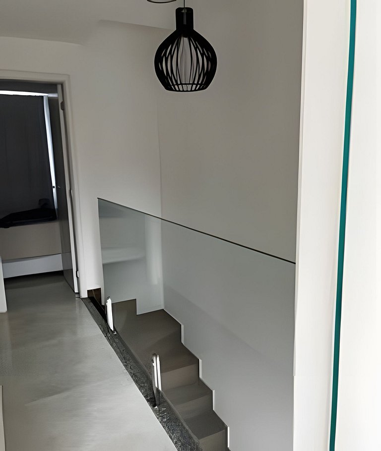 Casa de 2 suites com piscina e churrasqueira