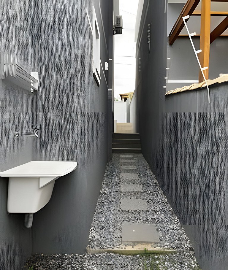 Casa de 2 suites com piscina e churrasqueira