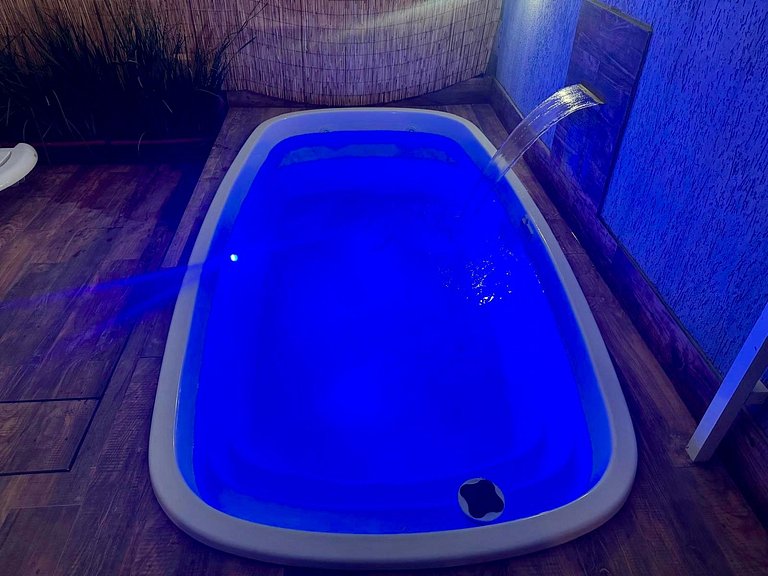 Casa de 2 suites com piscina e churrasqueira