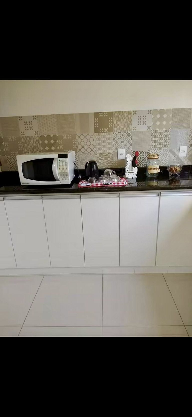 Casa com Piscina na Praia Geriba