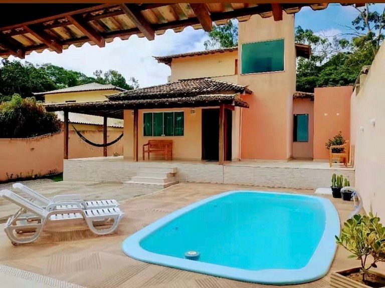 Casa com Piscina na Praia Geriba