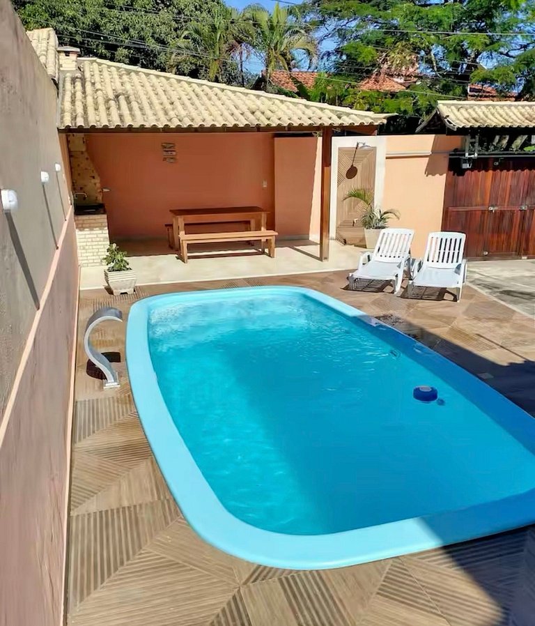 Casa com Piscina na Praia Geriba