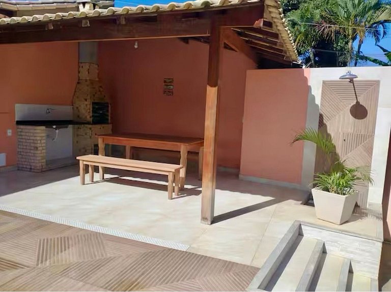 Casa com Piscina na Praia Geriba