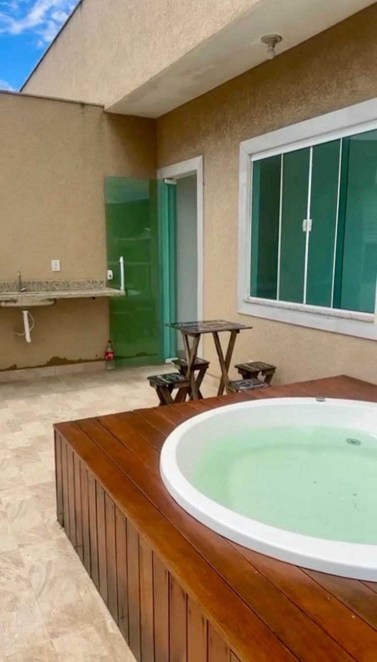 Cobertura com Jacuzzi e churrasqueira