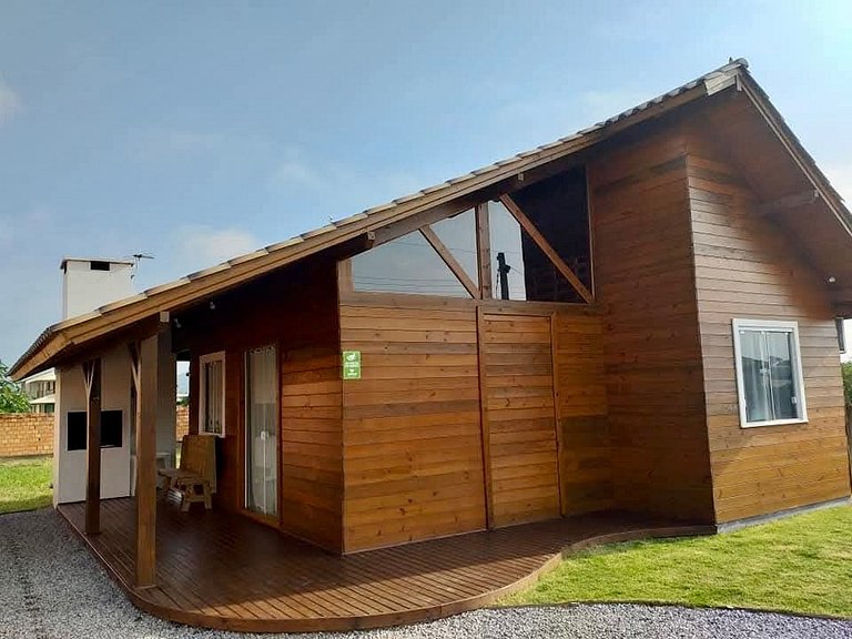 Casa ao lado do Surfland Garopaba