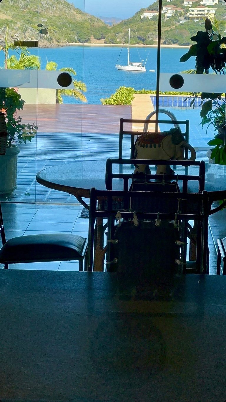 Vista Mar, a 50m da Praia da Ferradura