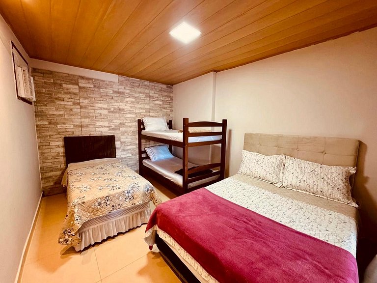 Fascinante Casa com 5q com piscina privativa