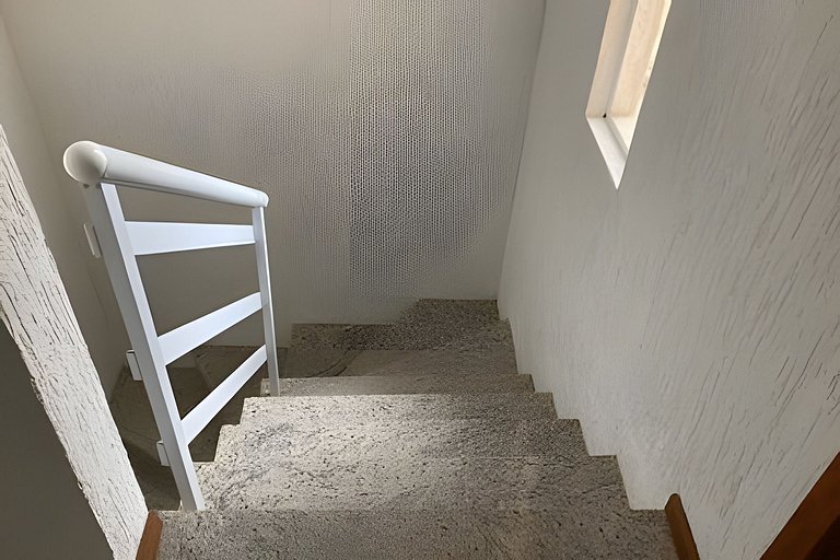 Bela Casa em Cond. de Frente para a Praia Rasa