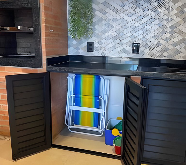 Bela Casa em Cond. de Frente para a Praia Rasa