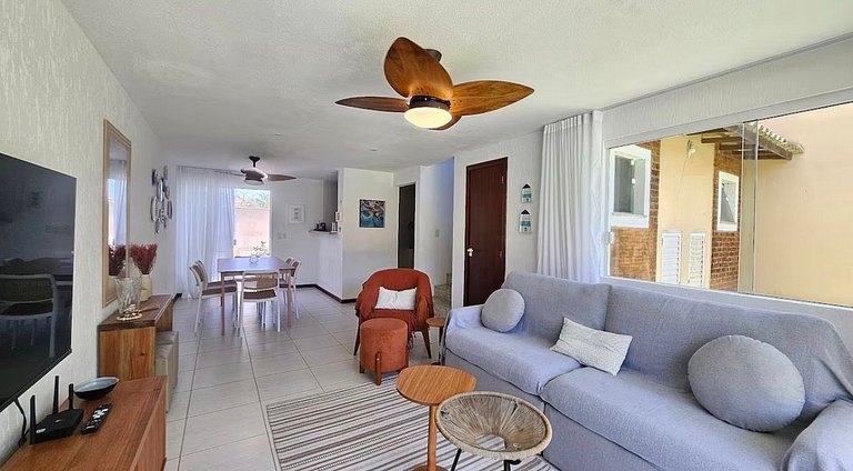 Casa Aconchegante com piscina próxima à praia