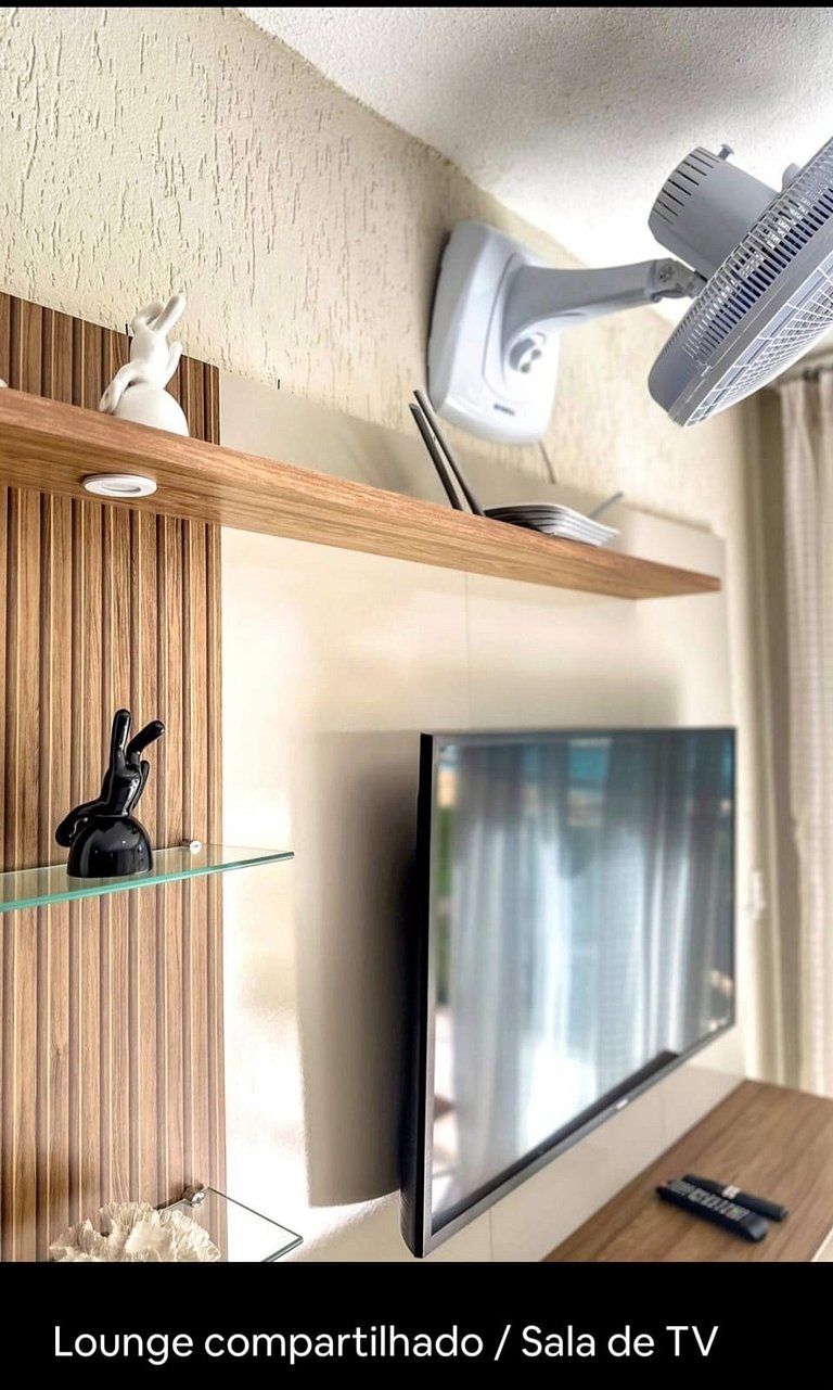 Amavel Casa em Cond. de frente para a Praia Rasa