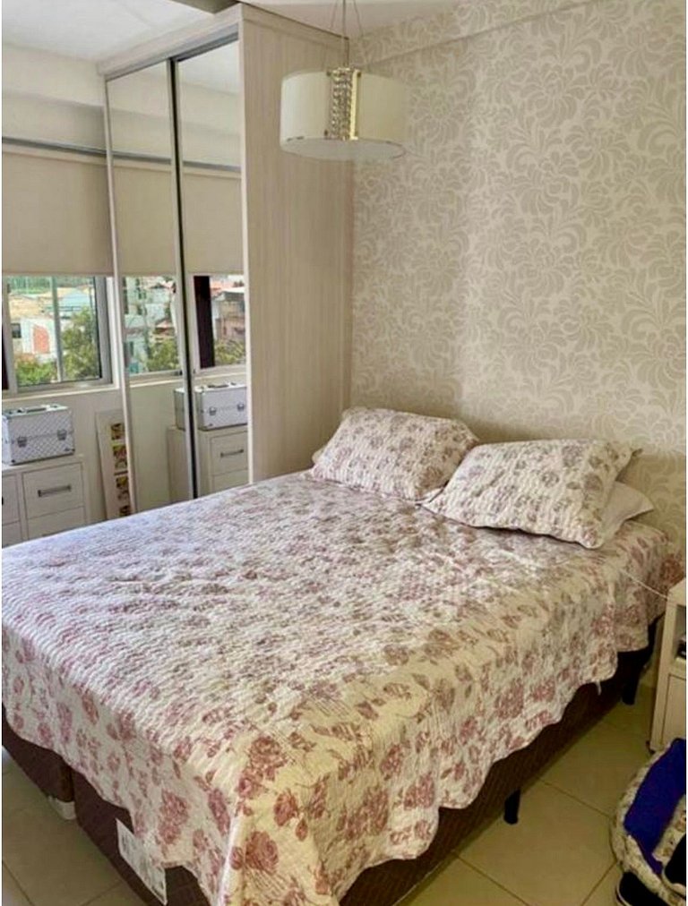 Apto Completo 2 quartos na Rua Principal