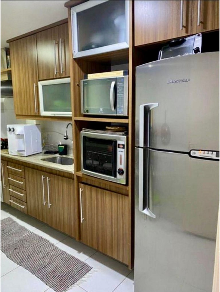 Apto Completo 2 quartos na Rua Principal