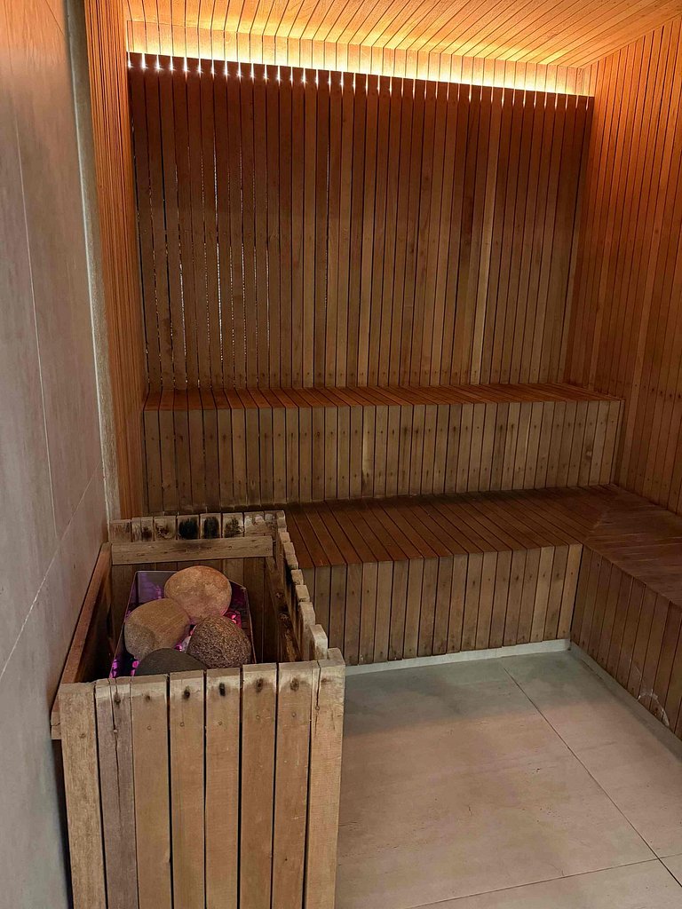 2 Suítes +  Piscina na Praia de Copacabana