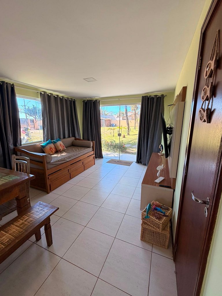 Casa em Cond. - Frente Praia